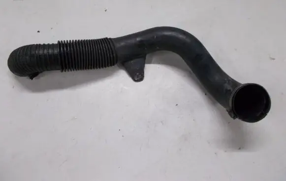 Citroen Xsara Picasso Air intake hose/pipe 9614608880