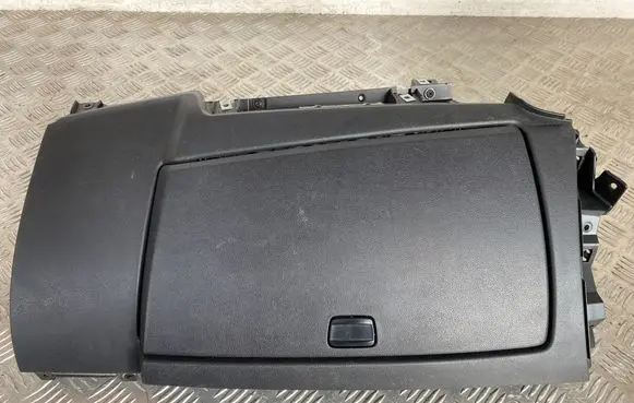 BMW 1 E81 E87 Glove box set 3114359