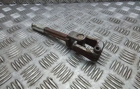 Skoda Octavia Mk2 (1Z) Steering column universal joint 