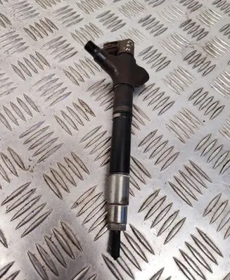 Toyota Avensis T270 Fuel injector 236700R090