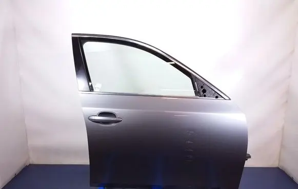 BMW 5 E60 E61 Front door 