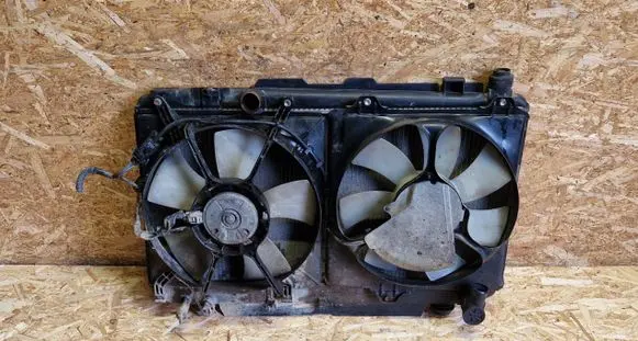 Toyota RAV 4 (XA20) Radiator set 1636323030