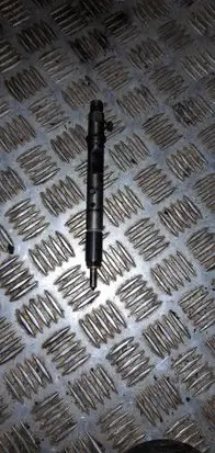 Audi A4 S4 B6 8E 8H Fuel injector 059130201F 0432133795