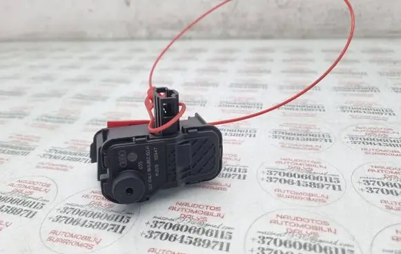 Audi A4 S4 B8 8K Fuel tank cap lock motor 8K0862153H