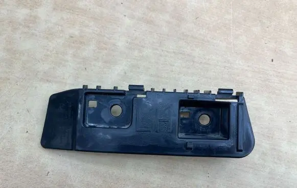 Tesla Model 3 Rear bumper mounting bracket 108399200E