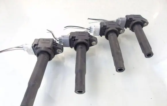 Suzuki Swift III High voltage ignition coil