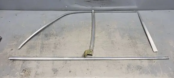 Mercedes-Benz 200 300 W123 Rear door trim (molding)