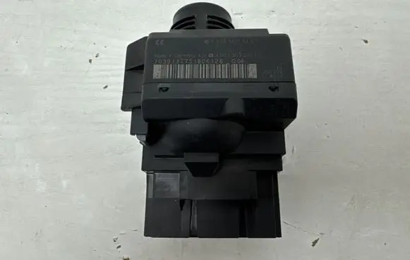 Mercedes-Benz Sprinter W906 Ignition lock A9069003303 3300302201 70391377518061280