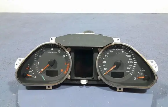Audi A6 S6 C6 4F Speedometer (instrument cluster) 4F0920901G