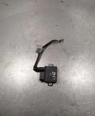BMW X3 E83 Glow plug pre-heat relay 132196