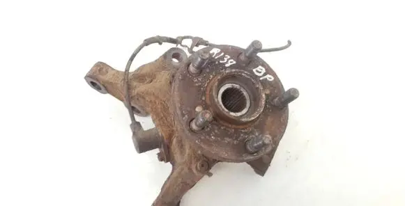 Front wheel hub spindle knuckle