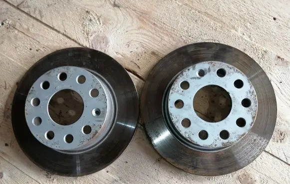 Volkswagen Scirocco Rear brake disc
