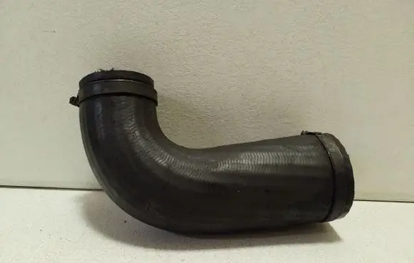 Volvo S60 Intercooler hose/pipe