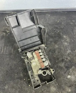 Opel Astra J Positive wiring loom 13302307