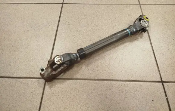 KIA Sportage Steering column universal joint
