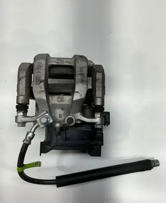 Chevrolet Camaro Rear brake caliper 23339011 8554005