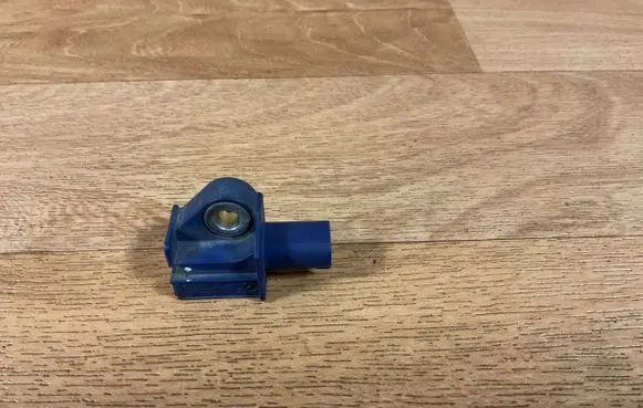 Mercedes-Benz E W212 Airbag deployment crash/impact sensor A2128204926 5WK43872
