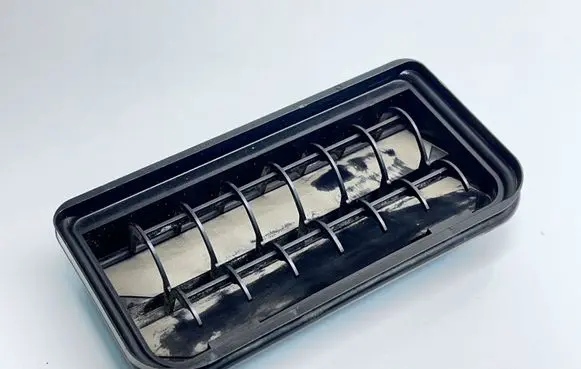 Volkswagen Jetta V Quarter panel pressure vent 3C0819465