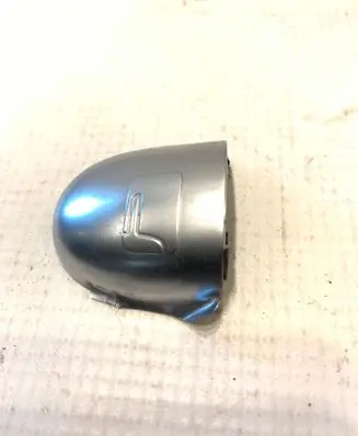 Renault Laguna I Front door handle cover 8200028782