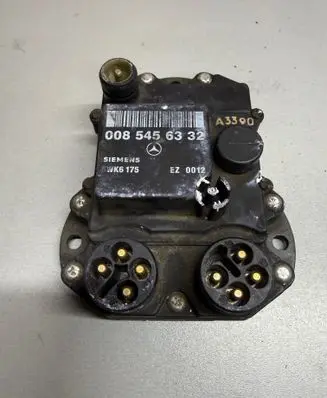 Mercedes-Benz E W124 Combustion control unit/module 0085456332 5WK6175