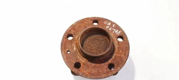 Volvo S80 Rear wheel hub