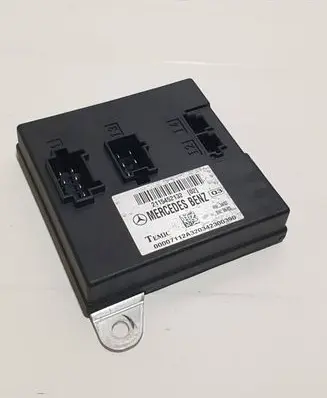 Mercedes-Benz E W211 Comfort/convenience module 2115452132