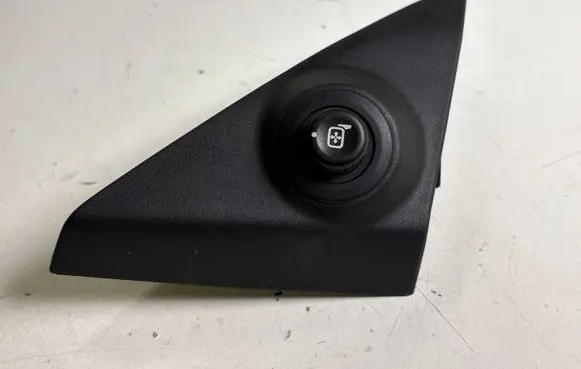 Ford Mustang V Wing mirror switch 8F9T17B676