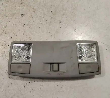 Mazda 3 I Front seat light