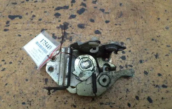 Seat Ibiza I (021A) Front door lock