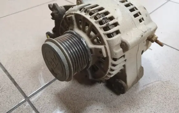 Toyota Land Cruiser (HDJ90) Generator/alternator 1022112310