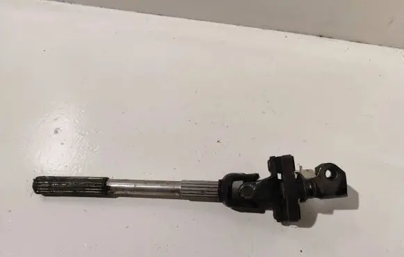 Volvo V70 Steering column universal joint 821056