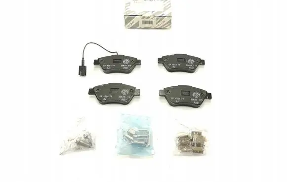 Fiat 500X Brake pads (front) 77362548