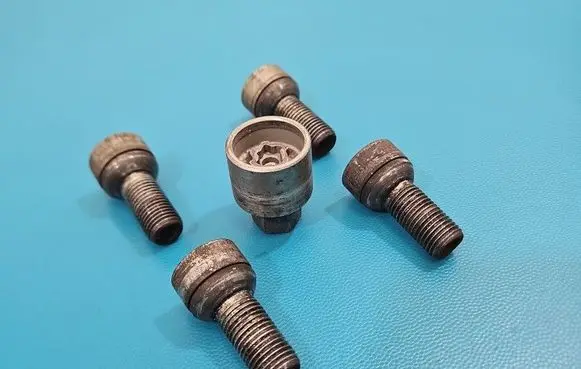 Volkswagen Tiguan Nuts/bolts IMPRK1553855