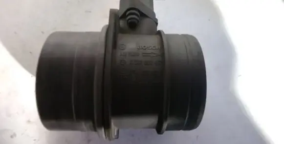 Audi A4 S4 B6 8E 8H Mass air flow meter 0281002461 074906461B F00C2G2055