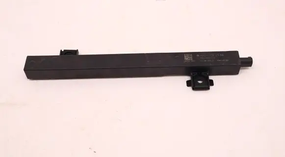 Mercedes-Benz CLE C236 Keyless system antenna A2069052504