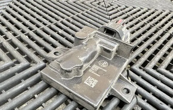 Alfa Romeo Giulia Fuel pump relay 00505441350