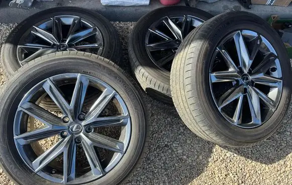 Lexus LBX R18 alloy rim CASCAS