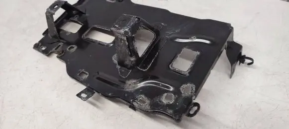 Battery tray