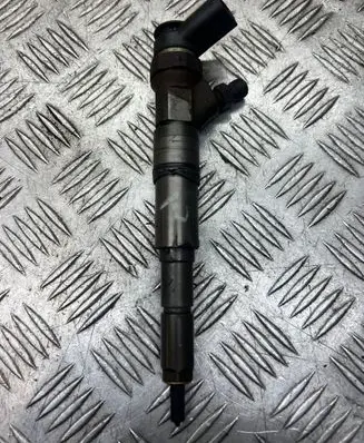 Fuel injector