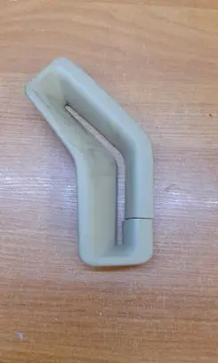 Volvo S80 Seat belt trim 