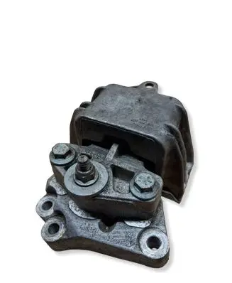 Ford Galaxy Engine mount bracket 7M3199555