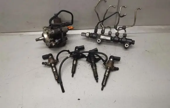 Citroen C3 Pluriel Fuel injection system set 9651590880 9655304880 55WS40008
