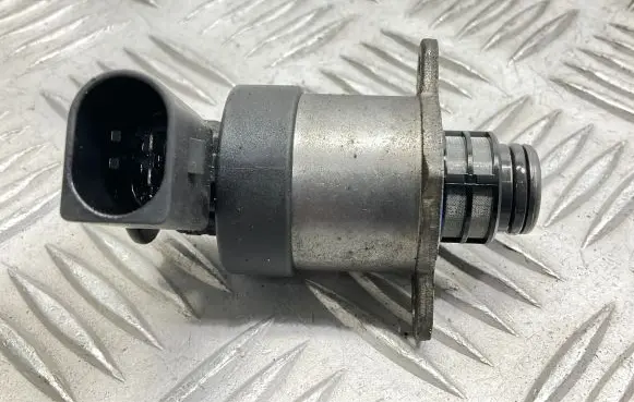 Audi A4 S4 B8 8K Fuel pressure sensor 0928400768