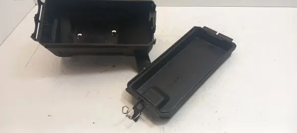 Mercedes-Benz ML W164 Fuse box set A1645400124 1645400124