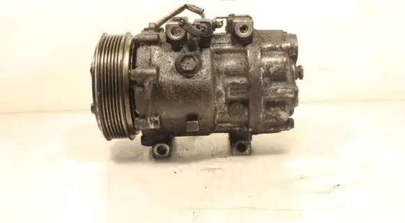 Volvo V50 Air conditioning (A/C) compressor (pump) 1868602524