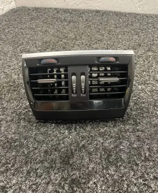 BMW X5 F15 Rear air vent grill 9252012