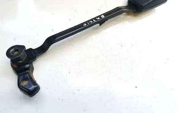 Audi A6 S6 C5 4B Front seatbelt buckle 4b0857755j