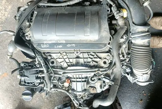 Peugeot 3008 I Engine swap RH02