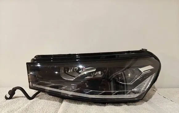 Skoda Fabia Mk4 (6VA) Headlight/headlamp 6VB941015B LC17786