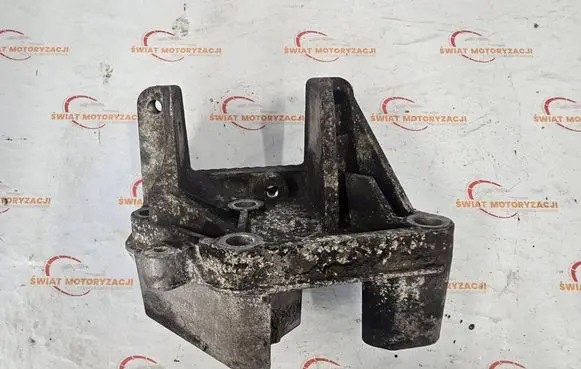 Renault Master II Engine mounting bracket 8200454462